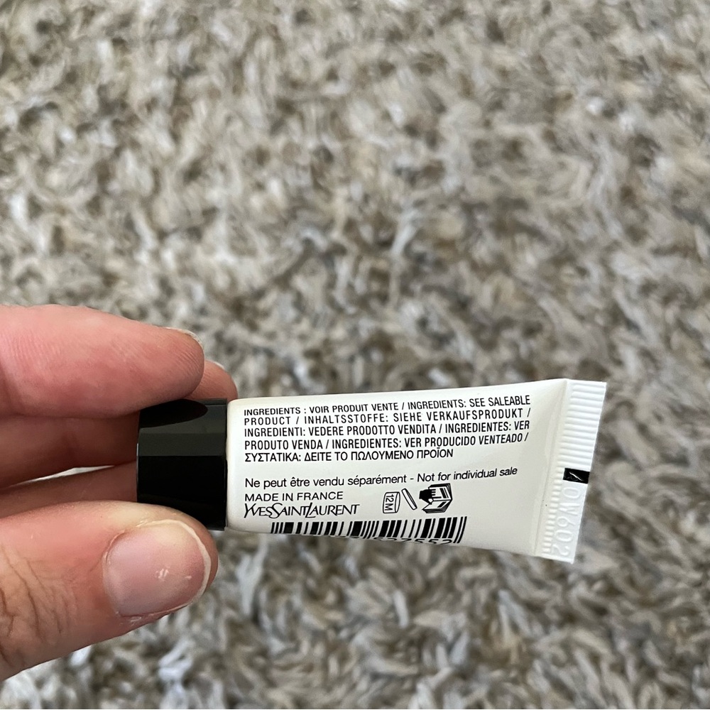 Bundle of YSL Nu Glow in Balm, Light Up Serum, Night Reboot Serum Travel Samples - Picture 4 of 13